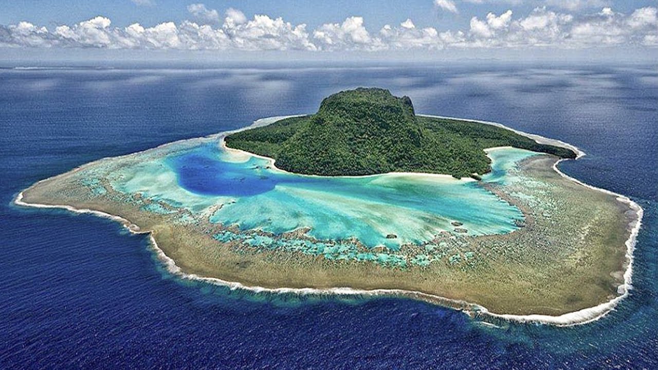 15 Strangest Islands In The World