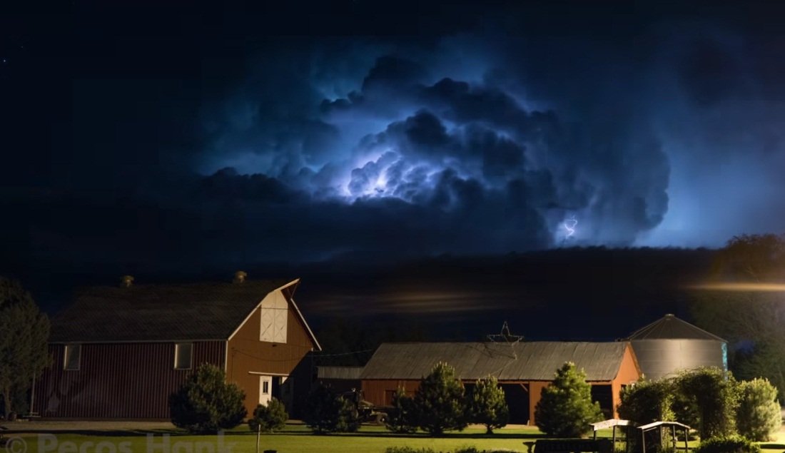 Lightning And Thunder Storm